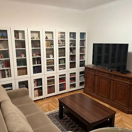 Apartman A I Domus *